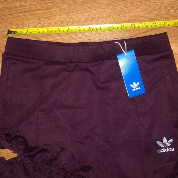 👅🍒 •🫦 Adidas x J. KOO x Not-like-the-Rest… Vibes 🫦• 🍒👅 - Picture 3 of 9